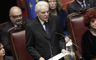 IL GIORNO DI SERGIO MATTARELLA. IL NEO PRESIDENTE: «SARÒ UN ARBITRO IMPARZIALE»