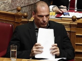 Grecia in bilico. Varoufakis: «La liquidità sta finendo». FMI: «Nessuna proroga alle scadenze dei rimborsi»