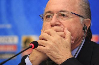 SCANDALO FIFA – Blatter annuncia le dimissioni: «Sono stato rieletto ma non sento più l’appoggio del mondo del calcio». Secondo indiscrezioni, sarebbe indagato dall’Fbi