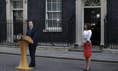 Brexit, FT: “UK in piena crisi costituzionale”. Il pm Cameron annuncia le sue dimissioni, è ora «molto probabile» un referendum per secessione della Scozia