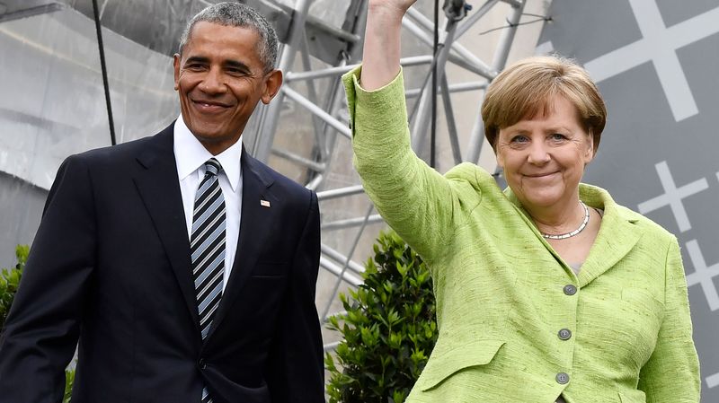 Due presidenti per Angela Merkel: stamattina con Obama a Berlino, poi a Bruxelles con Trump