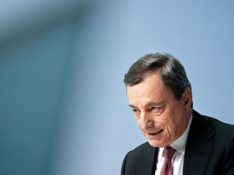 Draghi: «Italia tra i fattori che frenano l’economia dell’eurozona». Ancora giù le stime di Pil e inflazione, Bce annuncia prestiti a lungo termine alle banche da settembre 2019. Tassi fermi fino a fine anno.