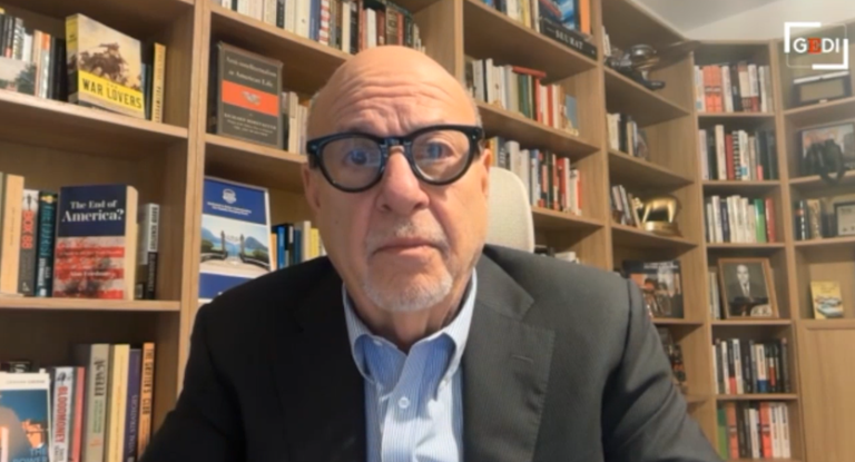 Sulla Groenlandia Trump ha lanciato una minaccia quasi mafiosa all’Europa